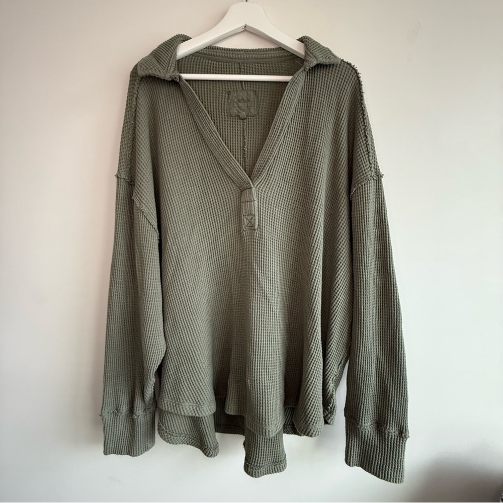 Aerie - Collared V-Neck Olive Green Sweater